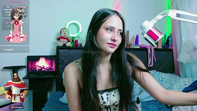 asshleysweet uwu online show from 19, 6, 2026