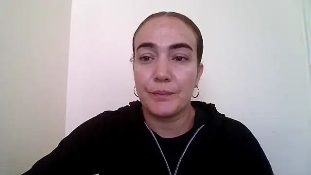 skayhot  online show from 20, 5, 2026