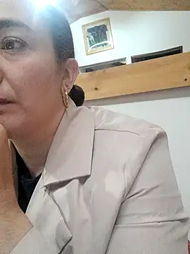 skayhot  online show from 24, 2, 2026