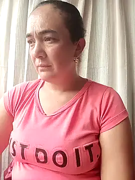 skayhot  online show from 19, 2, 2025