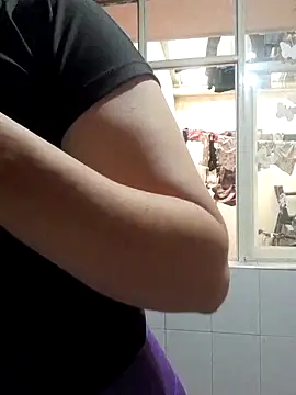 skayhot  online show from 10, 9, 2025