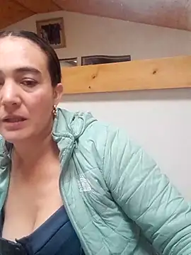 skayhot  online show from 3, 10, 2025