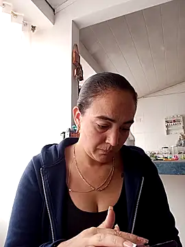 skayhot  online show from 7, 3, 2025