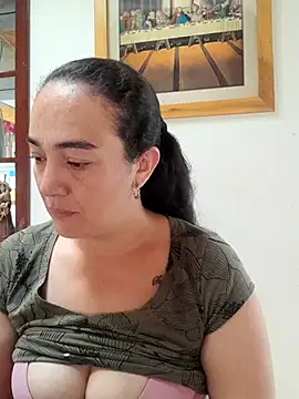 skayhot  online show from 15, 11, 2025