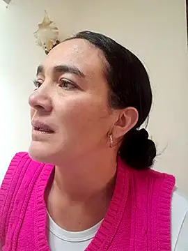 skayhot  online show from 7, 11, 2025