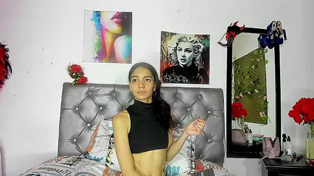 YUKIODAVIS online show from 11, 11, 2025