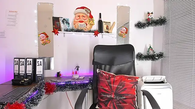 YUKIODAVIS online show from 28, 11, 2025