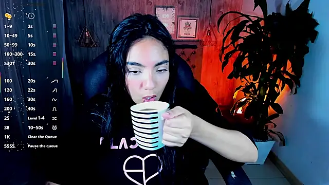 miichael black online show from 22, 10, 2025