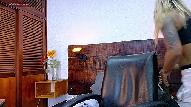 Celeste sanz online show from 6, 11, 2025