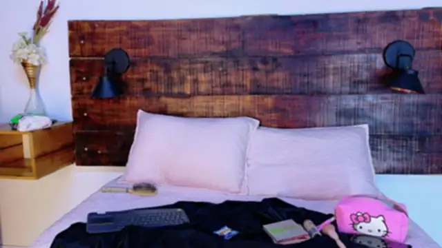 Snapshot of Celeste_sanz chatting on 10, 2, 2026 Celeste sanz online show from 10, 2, 2026