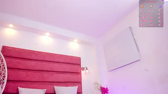 Snapshot of emily_daarell chatting on 25, 9, 2025 emily daarell online show from 25, 9, 2025