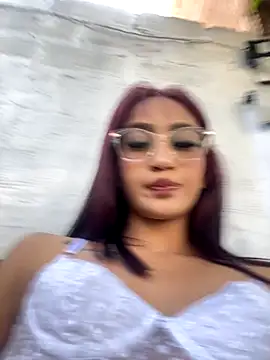 Snapshot of emily_daarell chatting on 6, 11, 2025 emily daarell online show from 6, 11, 2025