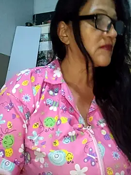 Edged Hot69 online show from 11, 4, 2026