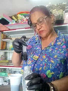 Edged Hot69 online show from 21, 10, 2025