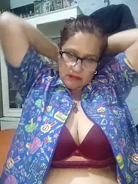 Edged Hot69 online show from 6, 11, 2025