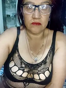 Edged Hot69 online show from 24, 9, 2025