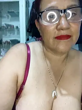 Edged Hot69 online show from 17, 12, 2025