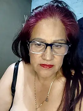 Edged Hot69 online show from 19, 11, 2025