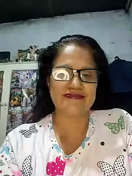 Edged Hot69 online show from 8, 4, 2026