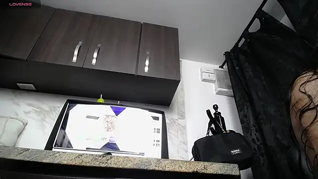 iniyalaboni online show from 20, 10, 2025