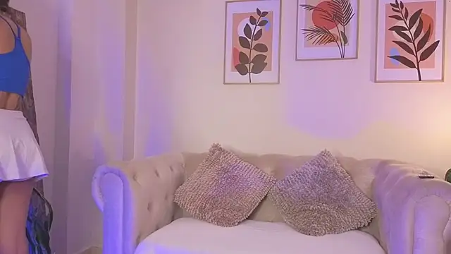 DahianaWalcott online show from 20, 4, 2026