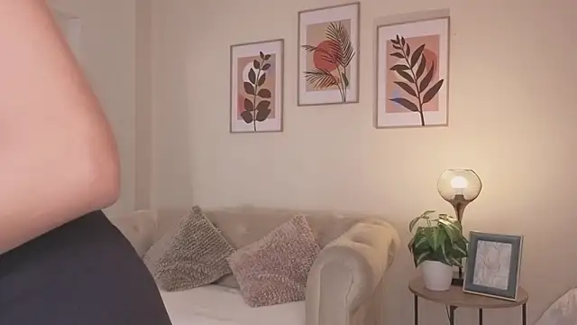 DahianaWalcott online show from 14, 3, 2026