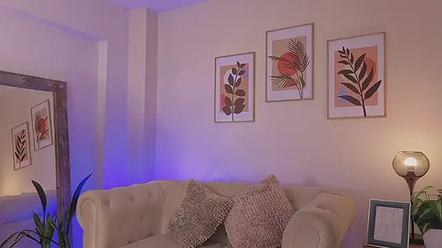 DahianaWalcott online show from 19, 3, 2026