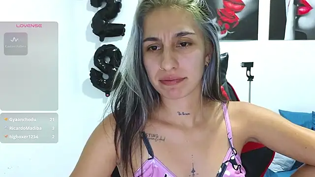 Snapshot of tammyandrade_ chatting on 3, 10, 2025 tammyandrade online show from 3, 10, 2025