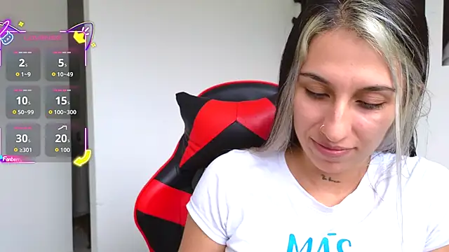 Snapshot of tammyandrade_ chatting on 28, 11, 2025 tammyandrade online show from 28, 11, 2025