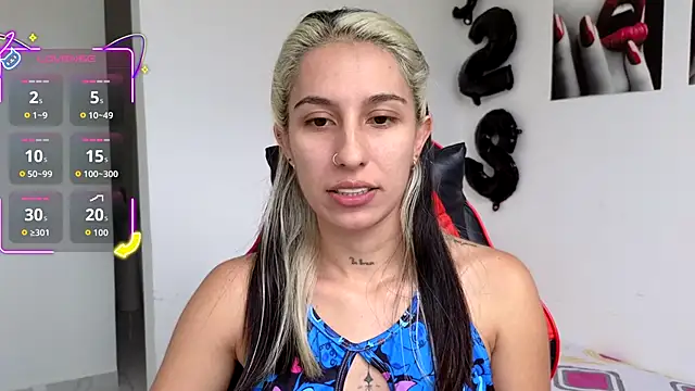 Snapshot of tammyandrade_ chatting on 30, 10, 2025 tammyandrade online show from 30, 10, 2025