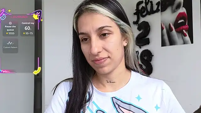 Snapshot of tammyandrade_ chatting on 2, 12, 2025 tammyandrade online show from 2, 12, 2025