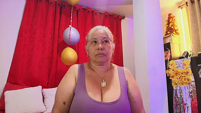 girl amada online show from 16, 2, 2026