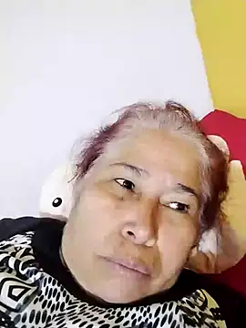 Snapshot of girl_amada chatting on 18, 5, 2026 girl amada online show from 18, 5, 2026