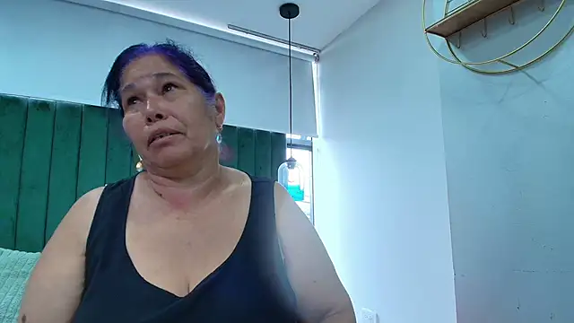 Snapshot of girl_amada chatting on 4, 6, 2026 girl amada online show from 4, 6, 2026