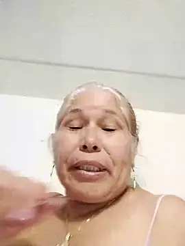 Snapshot of girl_amada chatting on 10, 11, 2025 girl amada online show from 10, 11, 2025