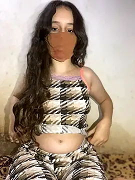 Chahrazad66 online show from 5, 12, 2025