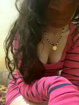 Chahrazad66 online show from 7, 10, 2025