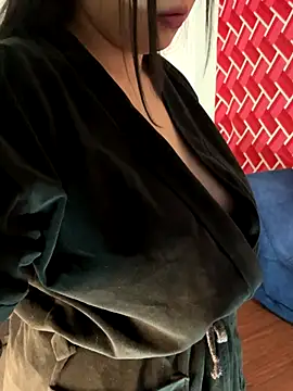 emiily15   online show from 18, 11, 2025