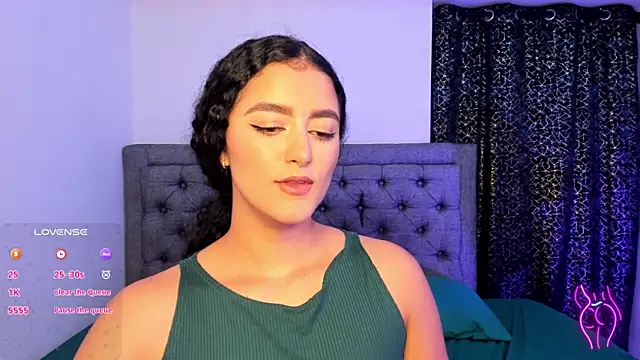 Snapshot of Adhara-zanne chatting on 1, 2, 2026 Adhara-zanne online show from 1, 2, 2026