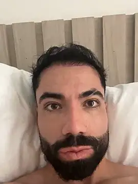 Snapshot of edrick_walton1 chatting on 6, 2, 2026 edrick walton1 online show from 6, 2, 2026