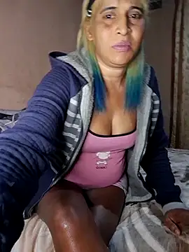 Goodgirlsue 77 online show from 5, 10, 2025