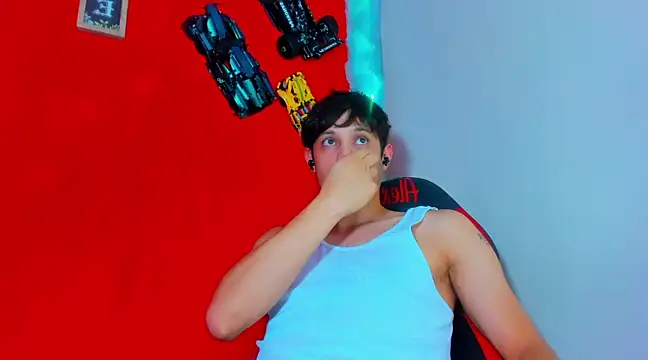 Snapshot of LilOwen_ chatting on 7, 3, 2025 LilOwen online show from 7, 3, 2025