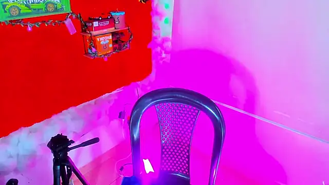 Snapshot of LilOwen_ chatting on 25, 9, 2025 LilOwen online show from 25, 9, 2025