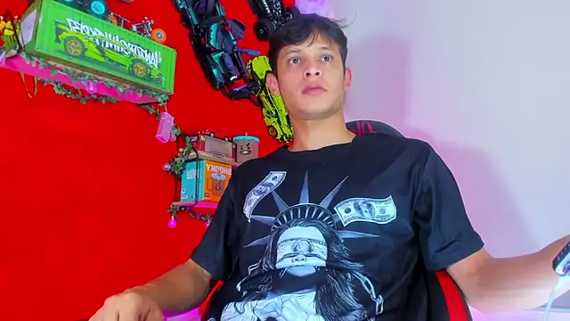 Snapshot of LilOwen_ chatting on 9, 9, 2025 LilOwen online show from 9, 9, 2025