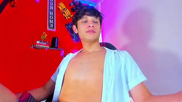 Snapshot of LilOwen_ chatting on 29, 10, 2025 LilOwen online show from 29, 10, 2025