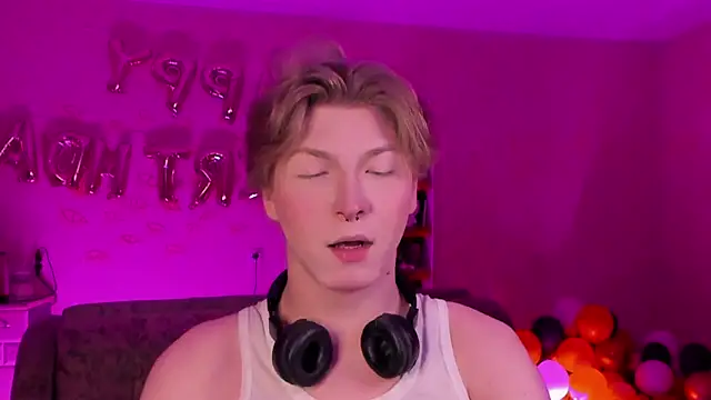 TheMikeSever online show from 19, 2, 2025