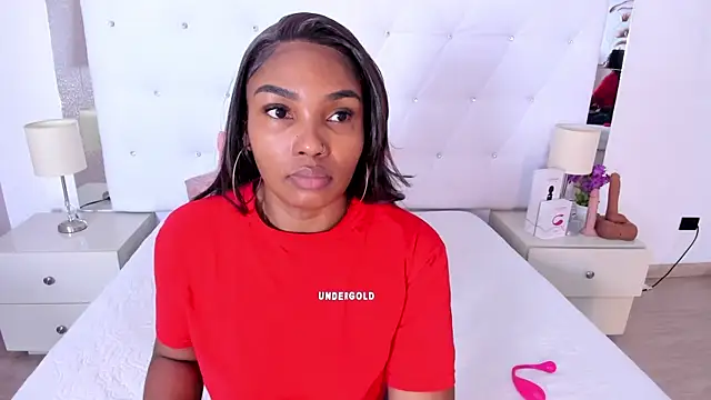 Isla Scott online show from 19, 12, 2025