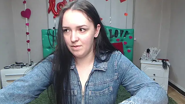 IsabelBlackberry online show from 16, 3, 2025