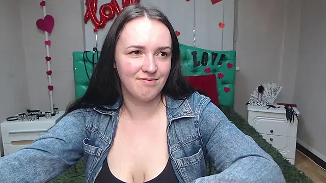 IsabelBlackberry online show from 16, 3, 2025