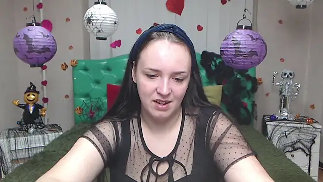 IsabelBlackberry online show from 27, 10, 2025